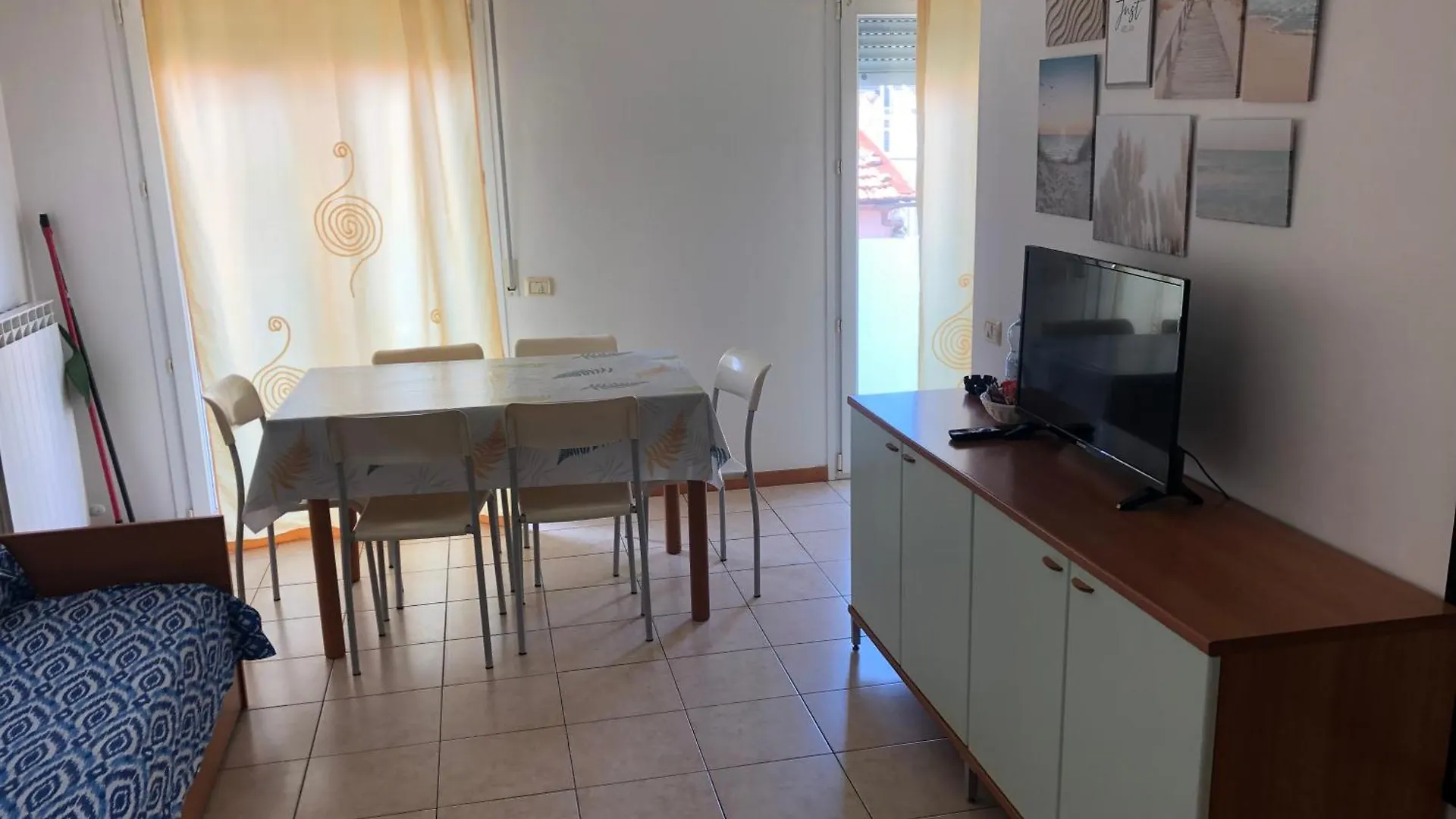 Lägenhet Appartamenti Abel Riccione